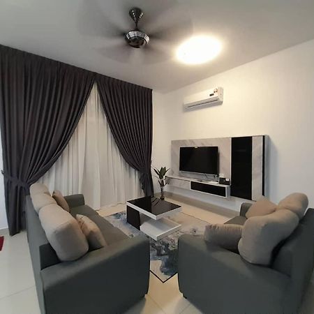 Desaru Melati Homestay Netflix Wifi Bandar Penawar Екстериор снимка