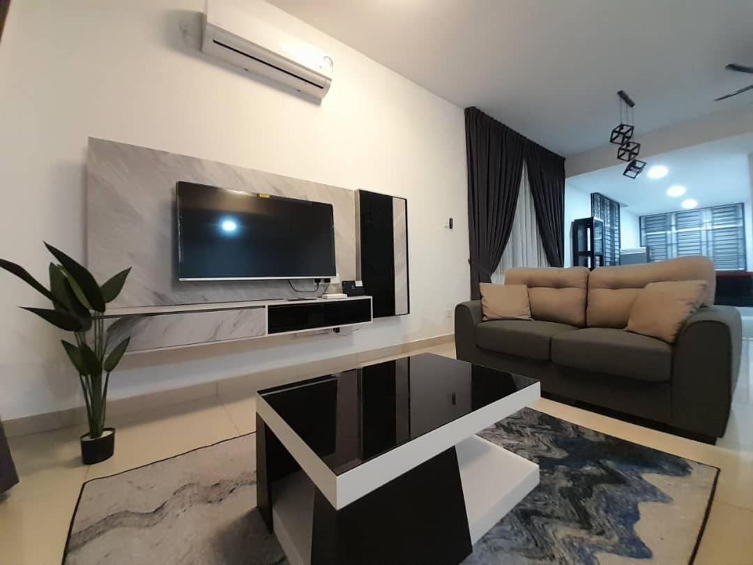 Desaru Melati Homestay Netflix Wifi Bandar Penawar Екстериор снимка