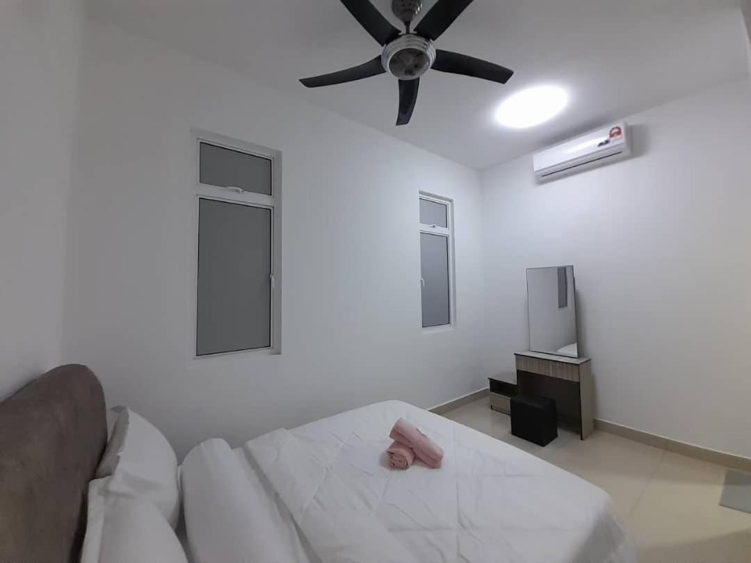 Desaru Melati Homestay Netflix Wifi Bandar Penawar Екстериор снимка